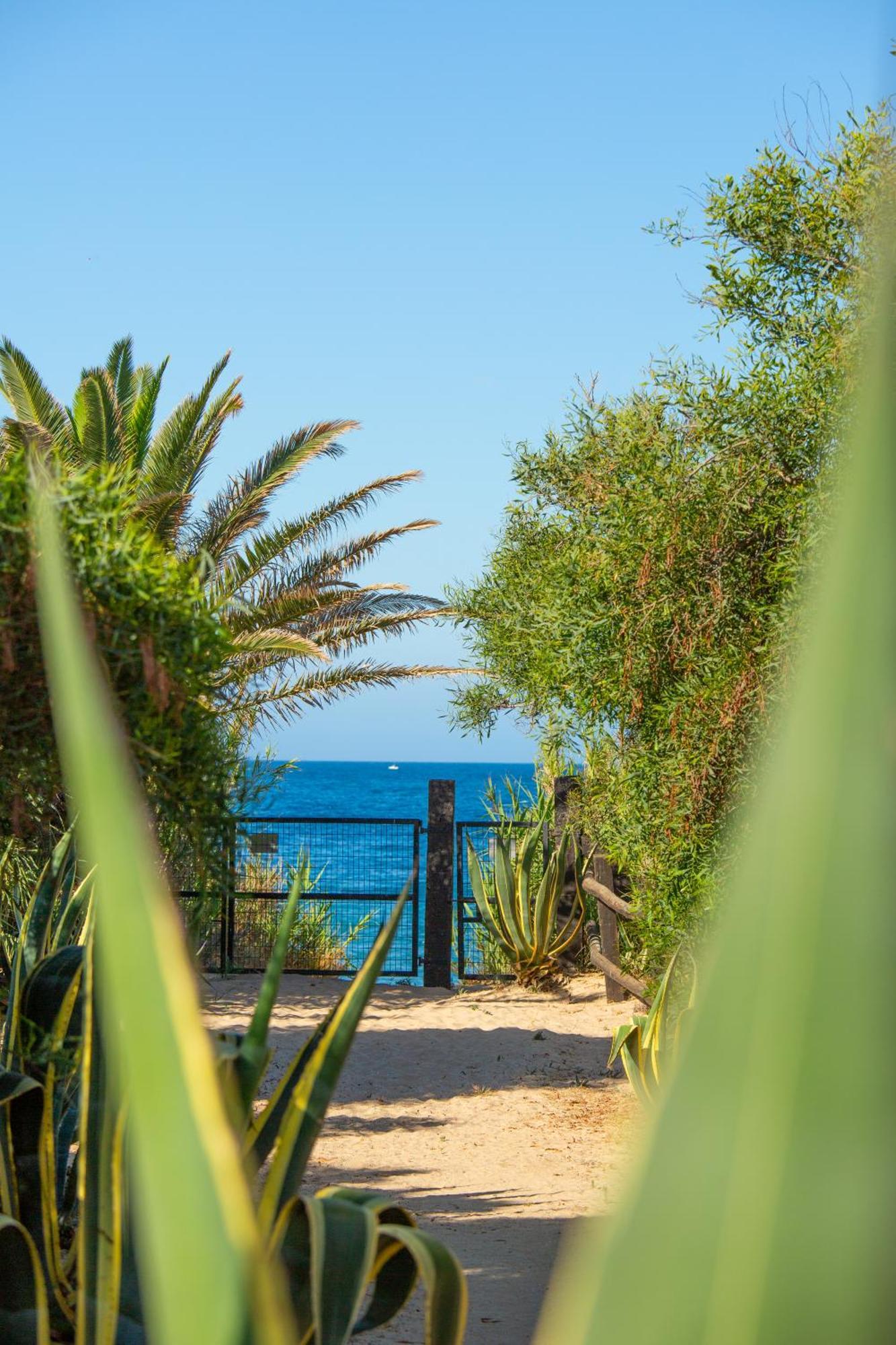 Casara Dos - 2 Dormitorios - Torre Con Acceso Privado A La Playa De Zahora Zewnętrze zdjęcie